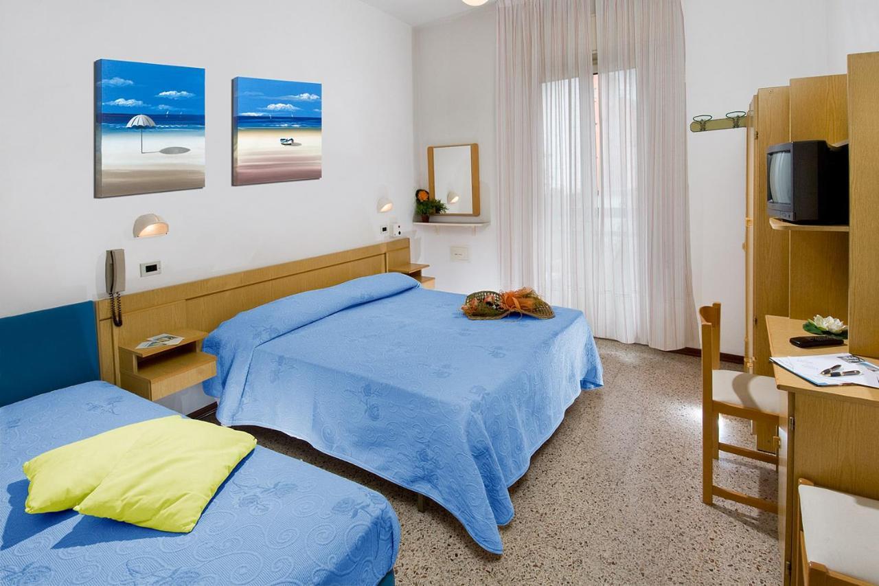 Hotel Granada Cattolica Bagian luar foto