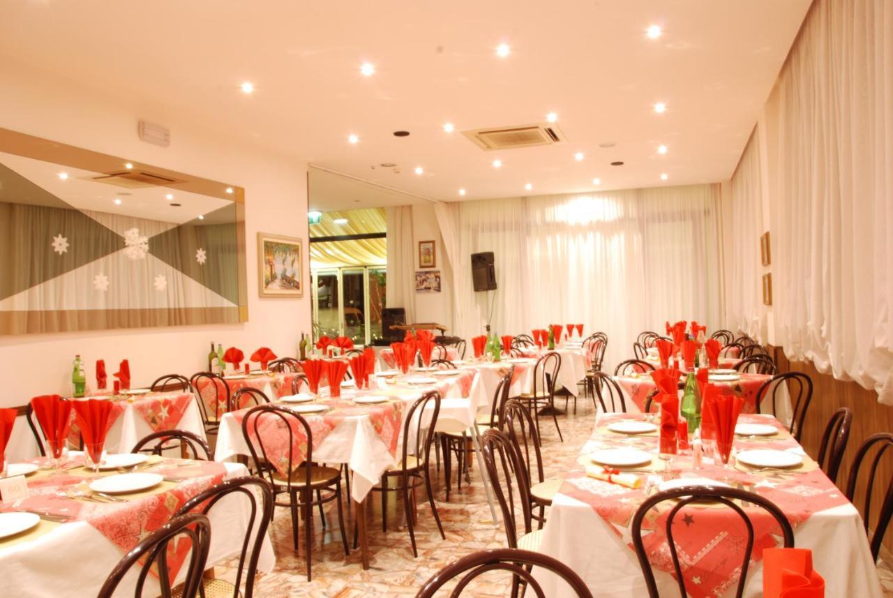 Hotel Granada Cattolica Bagian luar foto