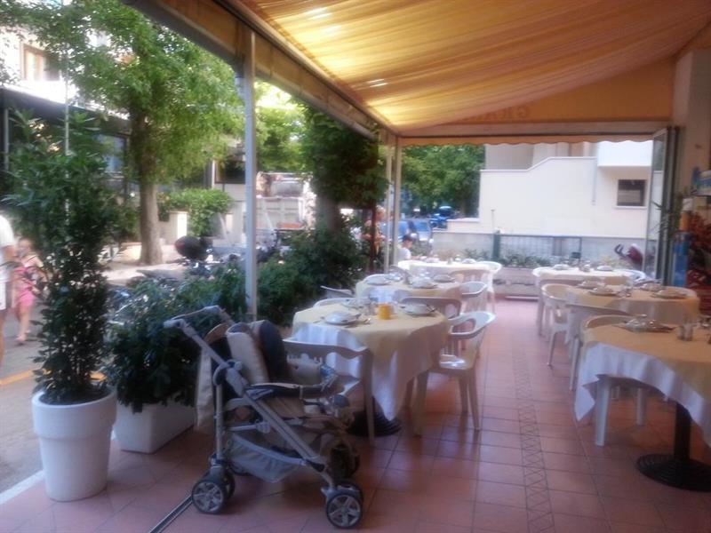 Hotel Granada Cattolica Bagian luar foto